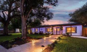 Pinellas Park Equestrian Property Lists For 2 5 Million