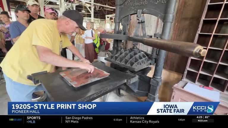 Pioneer Hall Exhibit Lets Iowa State Fair Visitors Experience Historic Letterpre