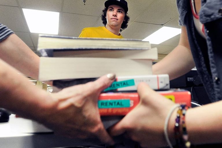 Practical Ways Parents Can Cut Back To School Costs