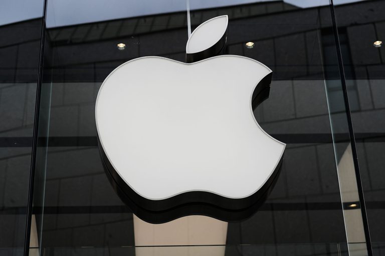 President Trump Asks Apple To Rename Lake Ontario To Lake America On U S Maps
