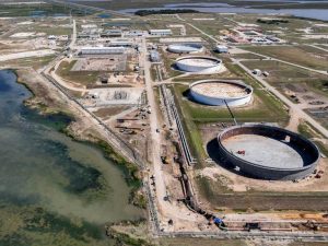 President Trump Calls On Strategic Petroleum Reserve As U S Oil Stockpiles Hit 4