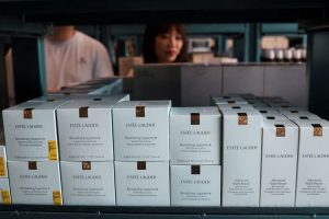 Prestige Beauty Outpaces Luxury Bags In China