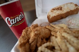 Raising Cane S Opens New Tuscaloosa Location On Mcfarland Boulevard