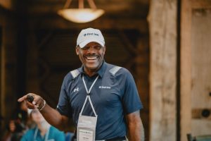 Ralph Stokes Receives Nabj Sam Lacy Pioneer Award In Atlanta