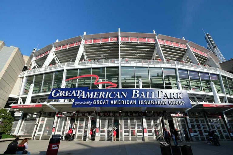 Reds Game Delayed Due To Storms