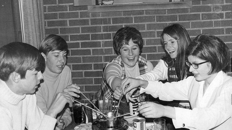 Retro 1960S Dishes That Shaped American Family Meals