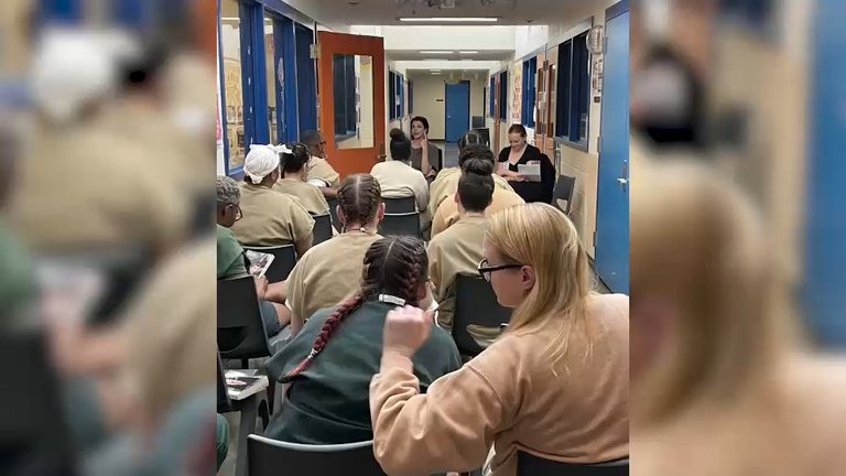 Rikers Book Club Supports Incarcerated Women