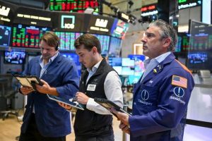 Rising Treasury Yields Pose New Challenges For U S Stock Market