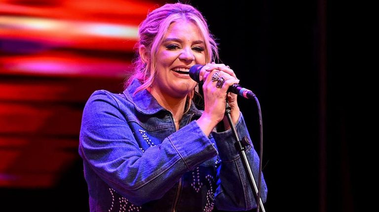 Rossville Native Lauren Alaina Credits Small Town Faith And Hard Work For New Al