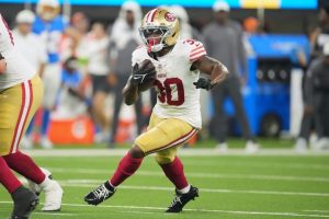 Saints Acquire Rb Zamir White From 49Ers In Exchange For Lb Deion Jones