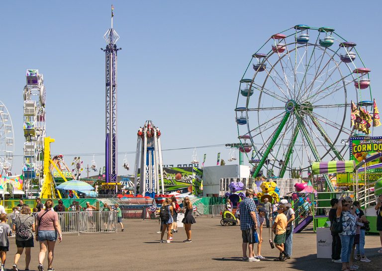 Salem S Week Of Free Family Fun State Fair Car Show And Riverfront Concert