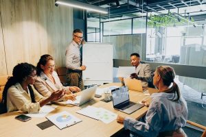 Sales Teams Lose Time To App Switching
