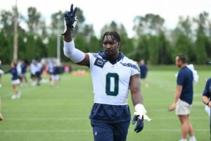 Seahawks De Demarcus Lawrence To Retire