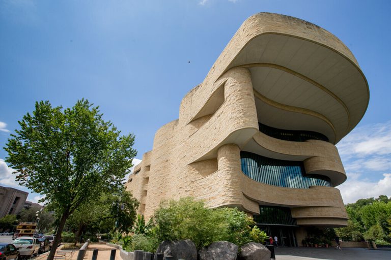 Smithsonian Museums Access Modified