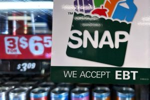 Snap Enrollment Falls Sharply As New Work Requirements Take Effect Arizona Sees