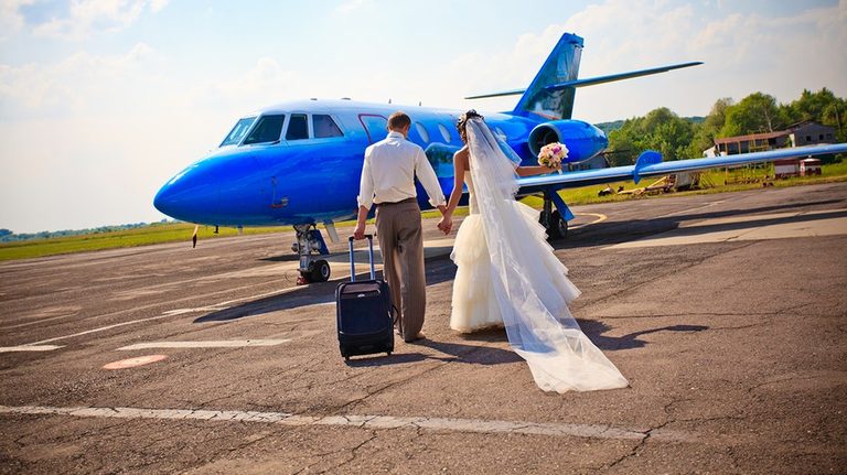 Southwest Flight Turns Into Midair Wedding For Las Vegas Bound Couple