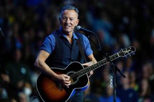 Stand Up For Heroes Marks 20 Years With Springsteen Concert In New York City
