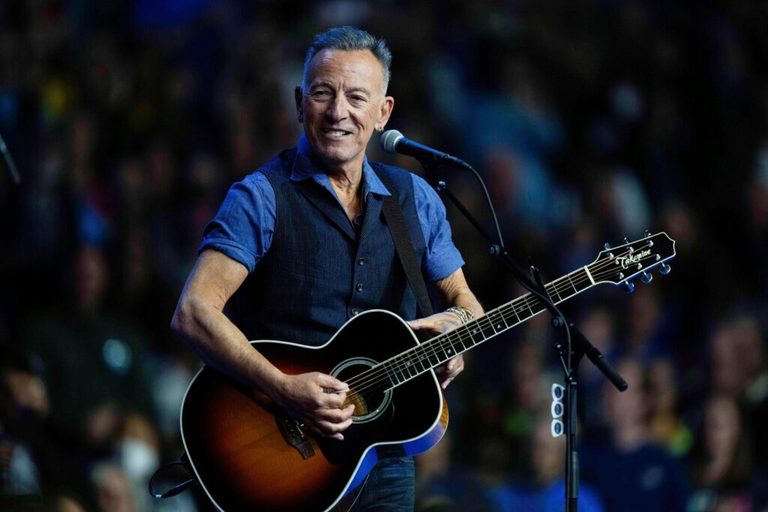 Stand Up For Heroes Marks 20 Years With Springsteen Concert In New York City