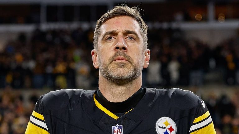 Steelers Defend Aaron Rodgers Right To Free Speech