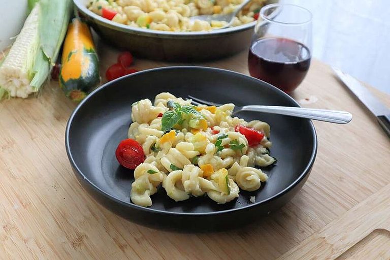 Summer Pasta With Sweet Corn And Zucchini
