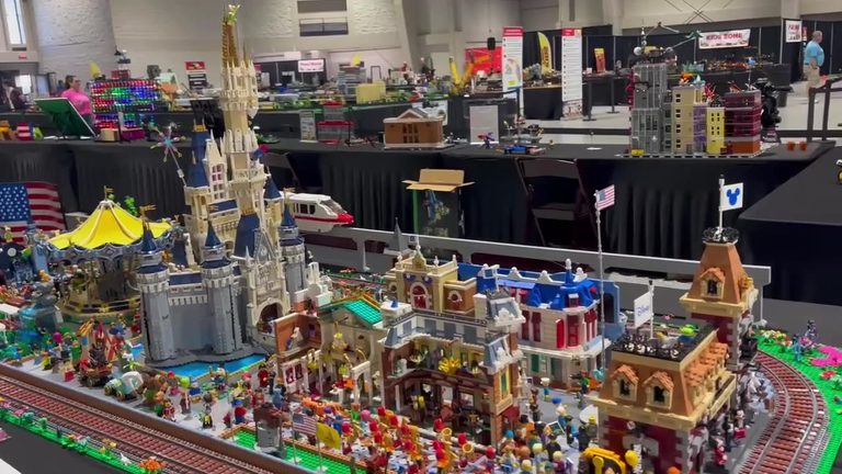 Tampa Hosts Brick Fan Event