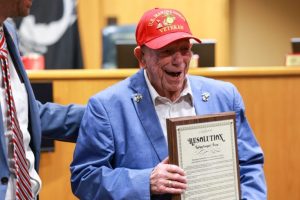 Tarrant County Honors Wwii Veteran