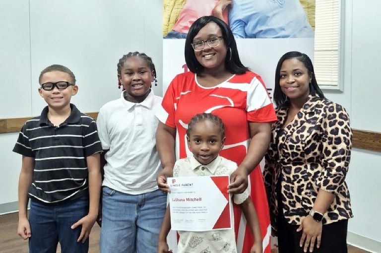 Texarkana Single Parents Eligible For Scholarships