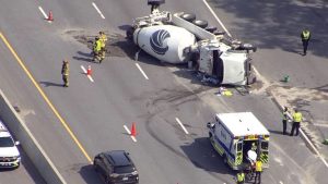 Truck Overturns On I 40 In Garner