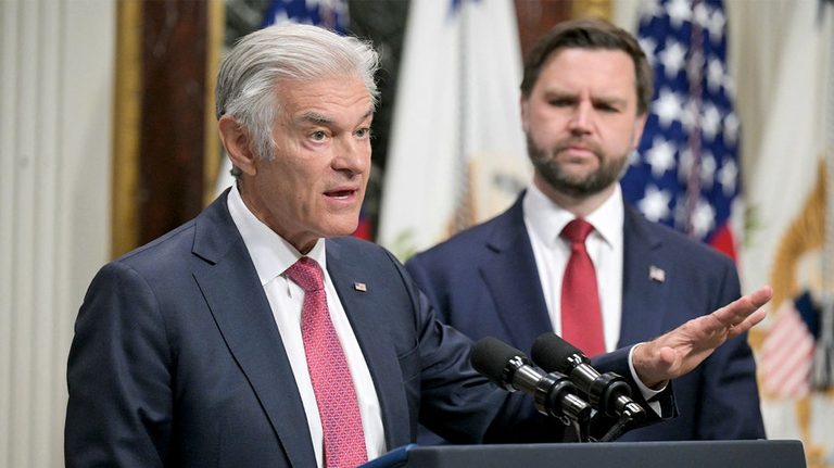 Trump Administration Blocks 1 6 B In Improper Medicare Lab Payments