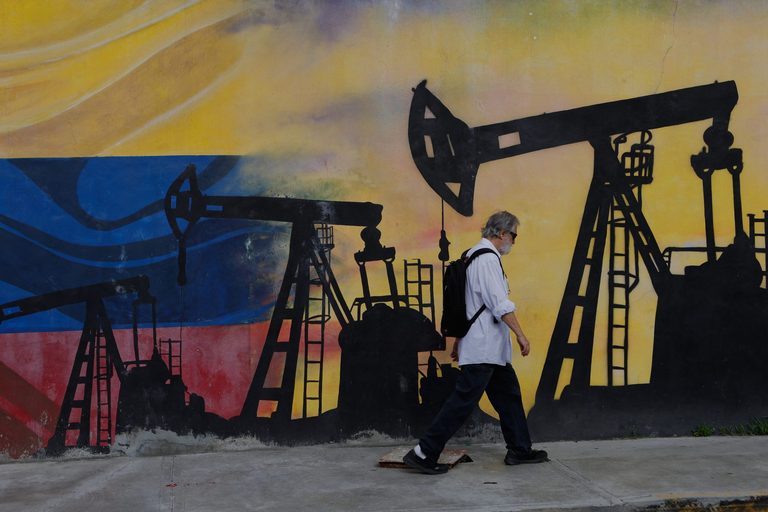 Trump Administration Partners With North American Blue Energy On Venezuela Oil V