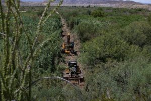 Trump Administration Pauses Border Barrier Work In Big Bend National Park Amid L