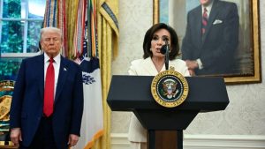 Trump Criticizes U S Attorney Over Reflecting Pool Case