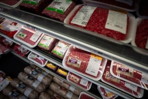 Trump Defends Temporary Beef Tariff Pause Amid Cattle Industry Pushback