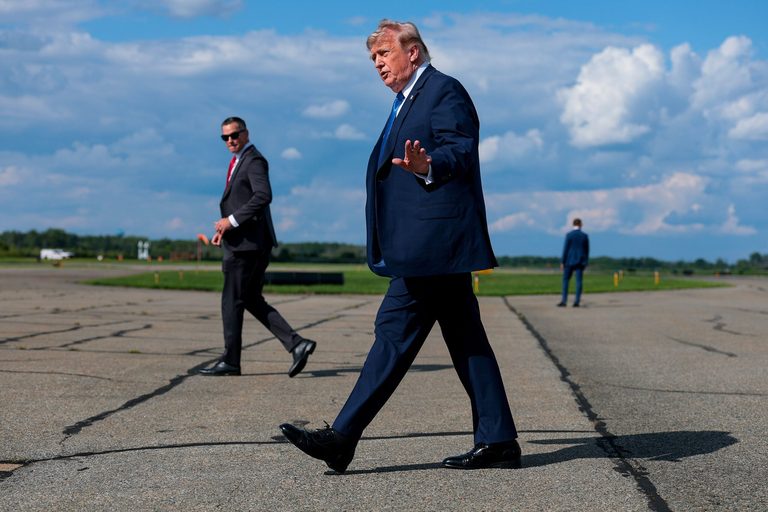 Trump Distances Himself From Gop Voter Frustration