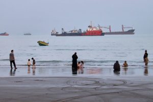 Trump Threatens To Bomb Oman Over Iran Oman Strait Of Hormuz Deal