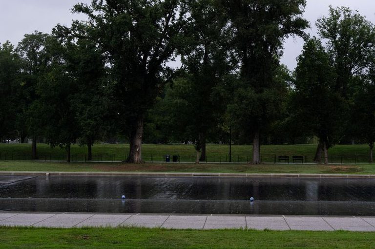 Trump Urges Revisit Of Reflecting Pool Vandalism Case