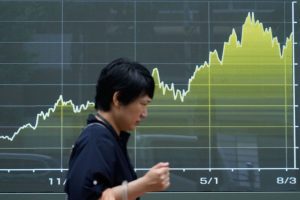U S Stock Indexes Dip As Oil Prices Surge And Treasury Yields Rise