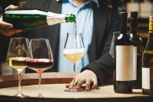 U S Wine Sales Drop Below 300 Million Cases As Young Drinkers Favor New Alternat