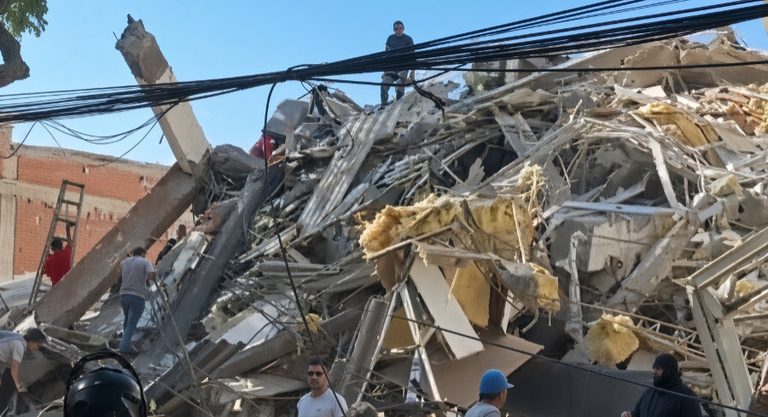 Us Sends Aid To Colombia After Earthquake