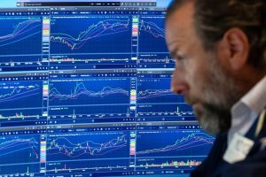 Us Stocks Rise After Job Cuts