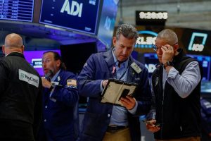 Us Stocks Rise On Mideast Peace Hopes