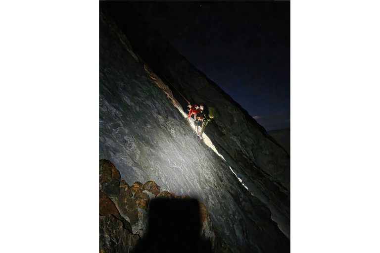 Volunteer Rescue Team Saves Stranded Climber Near Mammoth Lakes