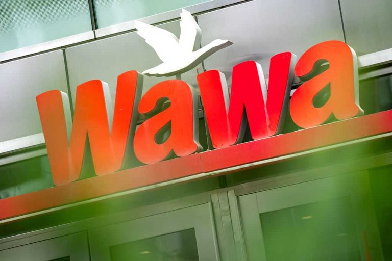 Wawa Celebrates Grand Opening Of New Lebanon Ohio Store With Community Event