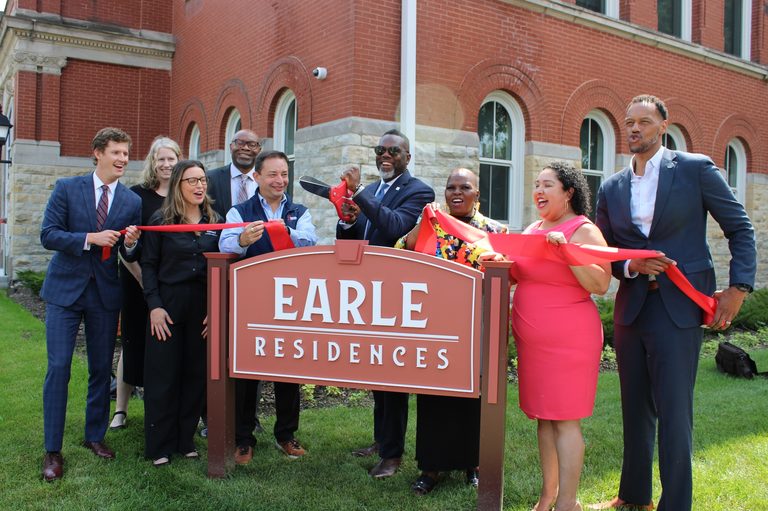 West Englewood S Former Earle Elementary Reopens As Affordable Housing