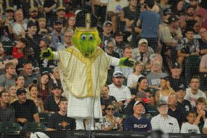White Sox Host Pope Hat Night