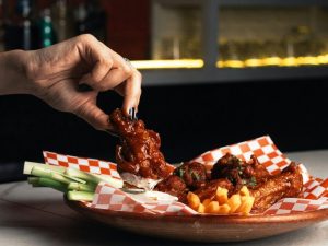 Wings Etc Grill Pub Returns Game Day Specials In Fort Wayne