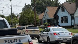 Woman Shot In Leg In Louisville S Southside