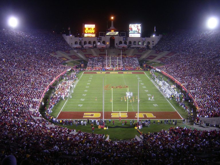USC Trojans Kick Off Season With Dominant 39-0 Shutout of Fresno State