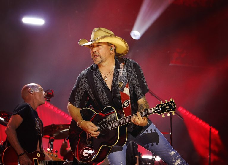 50 Off Jason Aldean Concert Tickets At Treasure Island Amphitheatre This Weekend