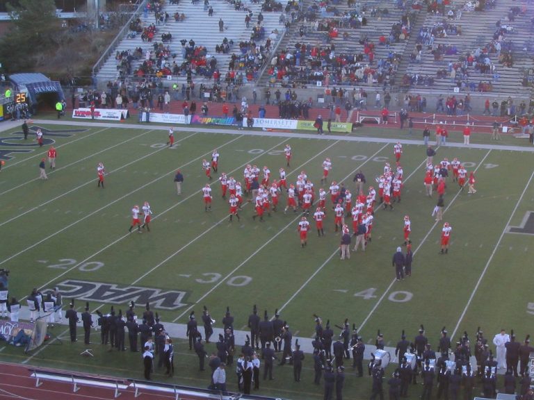 Fresno State Bulldogs Dominate Sacramento State 49-3 in Thrilling Home Opener